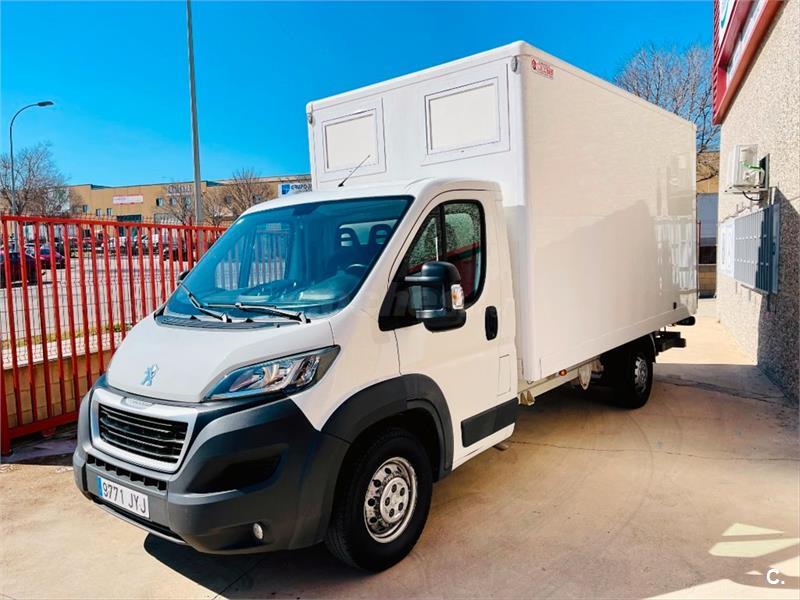 furgoneta ocasion PEUGEOT Boxer Caja Cab.335 L3 BlueHDi 96KW 130CV 6