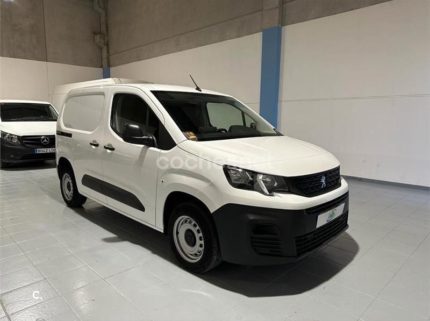 venta furgoneta de ocasión en Tarragona Peugeot partner doble cabina (1)